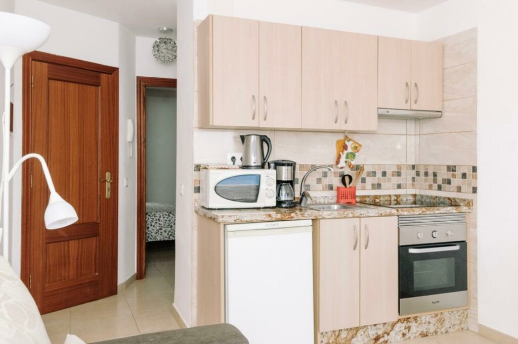 Viena guļamistaba “Picacho 2” apartamentos. https://tenerifemagic.lv