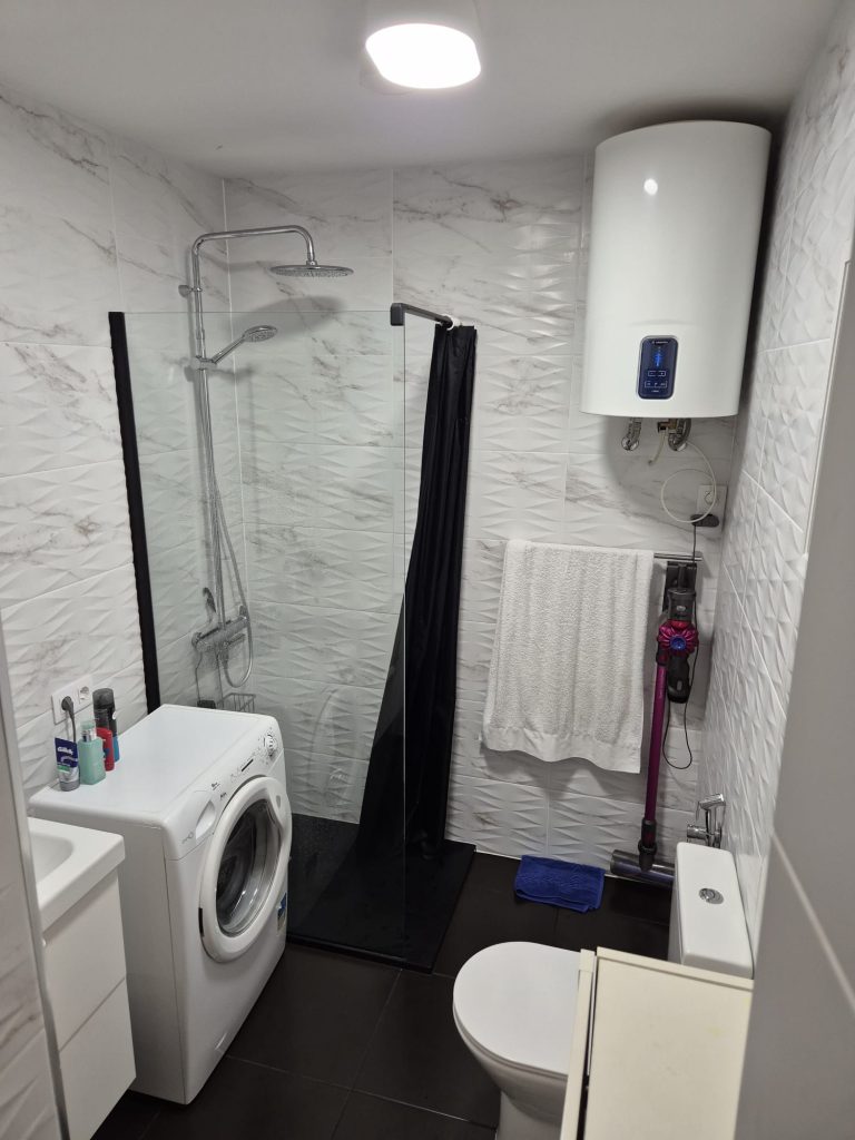 Studio tipa apartamenti diviem. https://tenerifemagic.lv