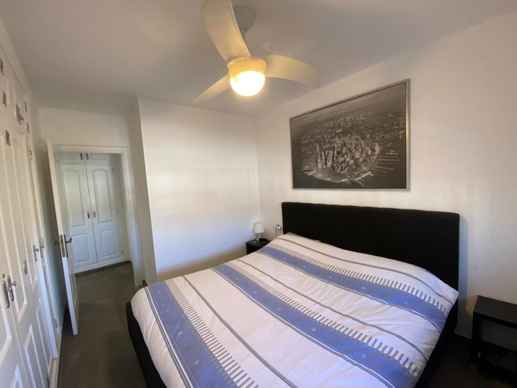 Viena guļamistaba “Callao Salvaje” apartamentos. https://tenerifemagic.lv