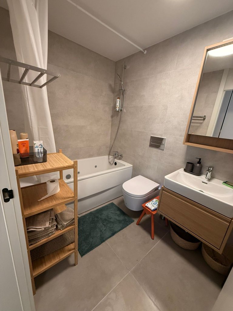 Plašs apartaments ar divām guļamistabām. https://tenerifemagic.lv